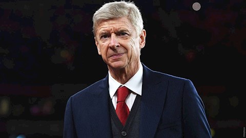 Arsene Wenger len tieng ve kha nang tro lai Arsenal