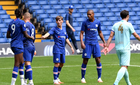 Chelsea nhận tin sét đánh trước lịch thi đấu dày đặc