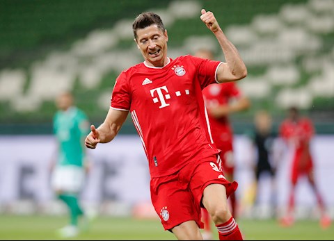 Lewandowski mo ty so cho Bayern vao cuoi hiep 1