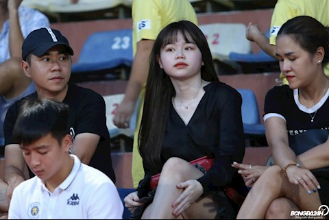 Huỳnh Anh hủy trạng thái hẹn hò sau khi Quang Hải bị lộ chuyện riêng tư