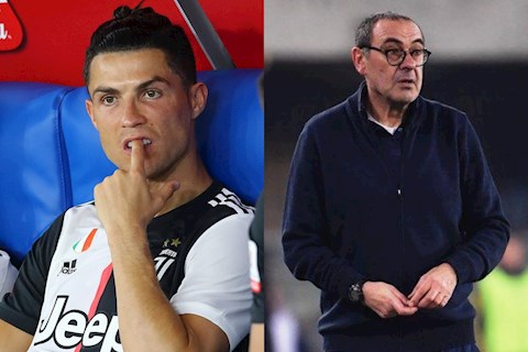 Sarri có thể bị sa thải vì làm mất lòng Ronaldo