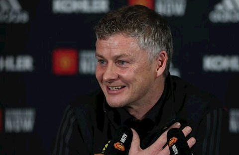 Gần 100% CĐV MU muốn Solskjaer làm điều này trước đại chiến ở Premier League