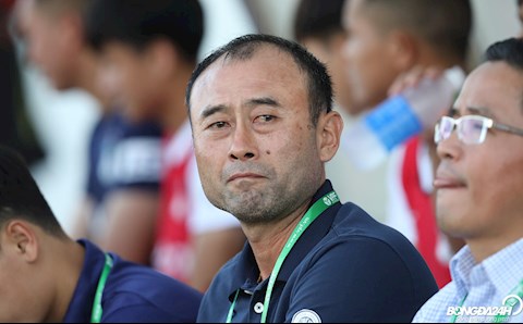 HLV trưởng HAGL: Cần có thời gian để kết hợp Anh Đức với Văn Toàn