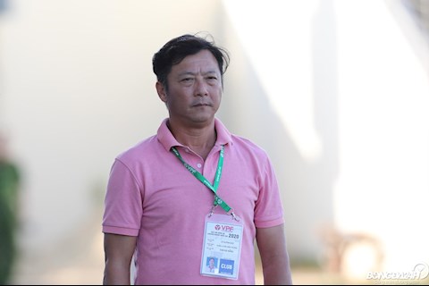HLV Lê Huỳnh Đức chỉ trích trọng tài sau trận hòa trước CLB TPHC hình ảnh