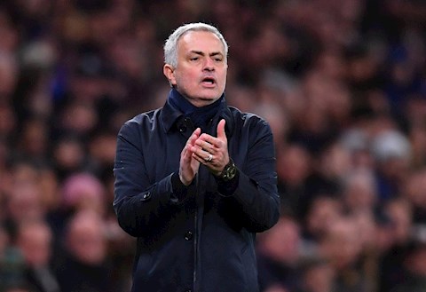 DVD và nhạc cổ điển: Cách mà Jose Mourinho huấn luyện tiền đạo