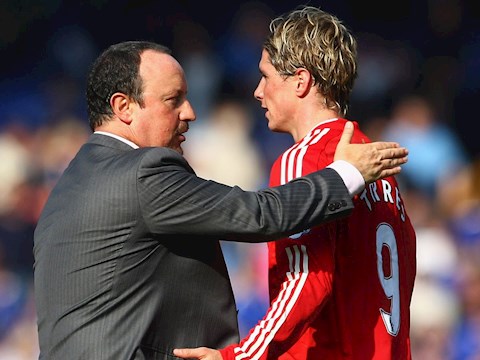 Torres va Benitez khi con gan bo o Liverpool