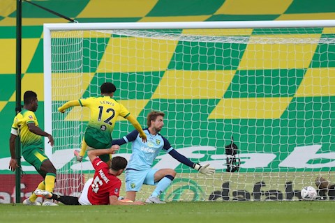 Bom tấn 80 triệu bảng toả sáng, MU nuôi hy vọng vô địch cúp FA