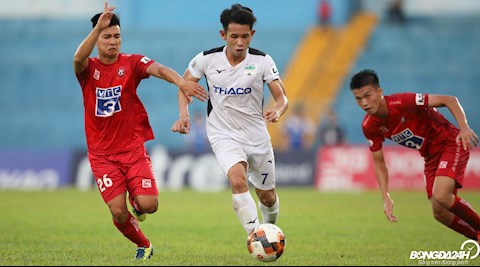 Hồng Duy bất ngờ nhận được lời khen có cánh từ HLV Hàn Quốc