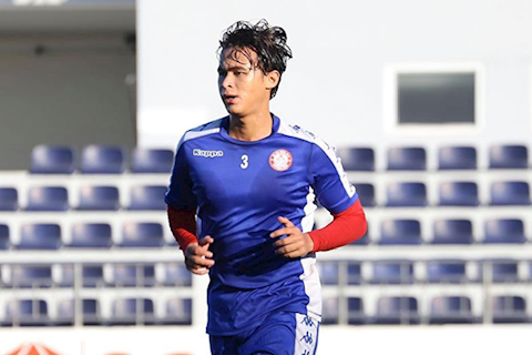 Hot boy Việt kiều Tiêu Exal nói gì khi được gọi lên tuyển U22 Việt Nam?