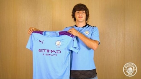 Man City chieu mo thanh cong Pablo Moreno