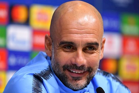 Tung đòn phản pháo, Pep Guardiola cười vào mặt Mou và Klopp
