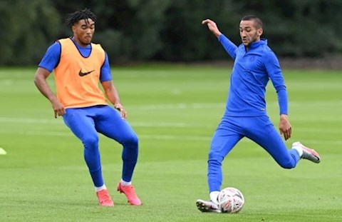 HLV Lampard tiết lộ tình hình của tân binh Hakim Ziyech