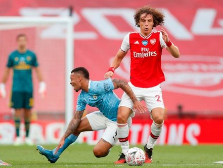 Hóa rồng trước Man City, David Luiz nhận mưa lời khen hình ảnh