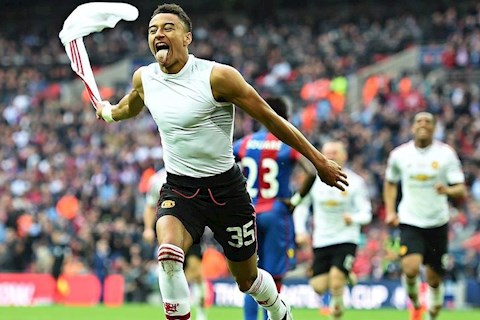 Chelsea chú ý: Lingard sẽ đá chính vào đêm nay