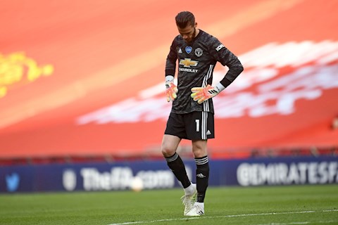 De Gea lại mắc sai lầm: Đau một lần rồi thôi!
