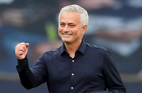 Jose Mourinho chính thức đón tân binh đầu tiên