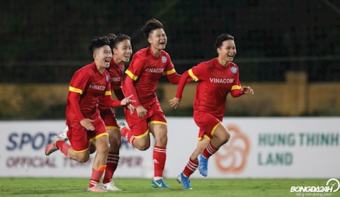 Hot girl Hoàng Thị Loan rời sân sớm, Hà Nội Watabe lỡ cơ hội vào chung kết