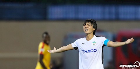Tuấn Anh phản ứng trong ngày HAGL chia điểm với Thanh Hoá