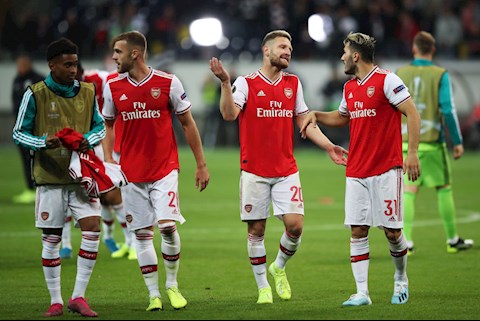 Arsenal nhận tin buồn từ trung vệ Shkodran Mustafi hình ảnh