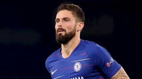 Olivier Giroud ở lại Chelsea vì một người?