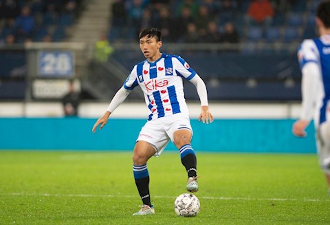 Heerenveen trình làng cầu thủ thay thế vị trí của Đoàn Văn Hậu