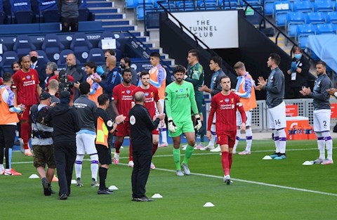 Man City 5-0 Liverpool Vừa đăng quang, The Kop đã thua mất thể diện tại Etihad hình ảnh 2
