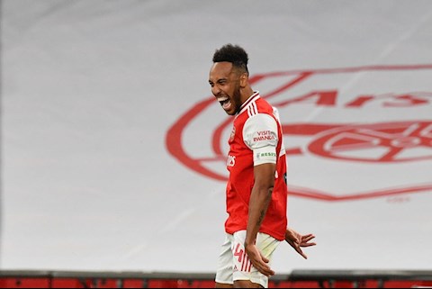 Aubameyang nhận danh hiệu cao quý sau mùa giải gánh team tại Arsenal