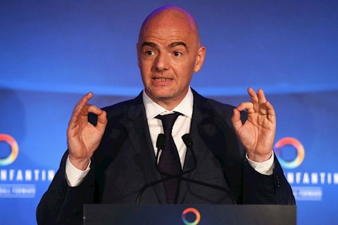 Gianni Infantino giu chuc chu tich FIFA tu nam 2016