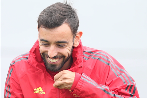 Việc Bruno Fernandes lẫn Pogba dính chấn thương là tin vịt