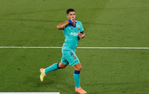 Tiền đạo Luis Suarez vào Top 3 chân sút xuất sắc nhất Barca hình ảnh