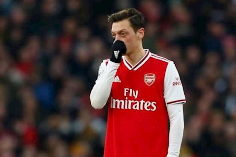 Mesut Ozil chỉ ra lý do khó tin khiến mình đánh mất phong độ