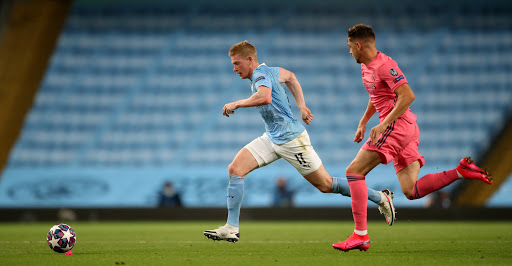 Khi Man City vẫn sống nhờ hàng tiền vệ