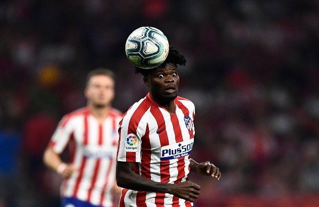 Arsenal sẵn sàng dùng 3 cầu thủ để đổi lấy quái vật tuyến giữa của Atletico Madrid