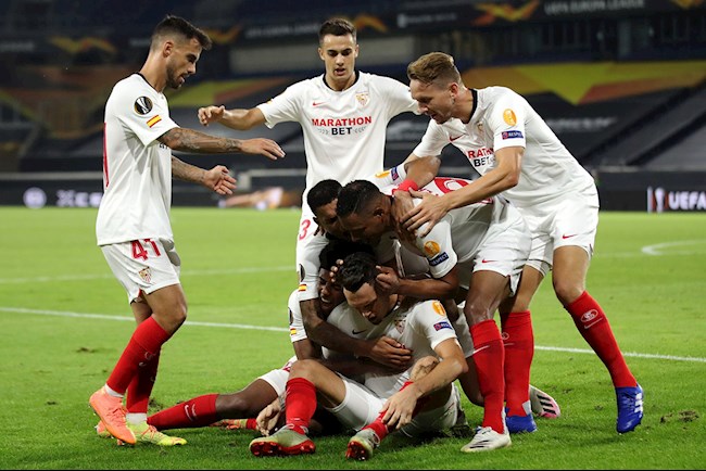 HLV Nuno Santo phát biểu sau trận Wolves vs Sevilla hình ảnh