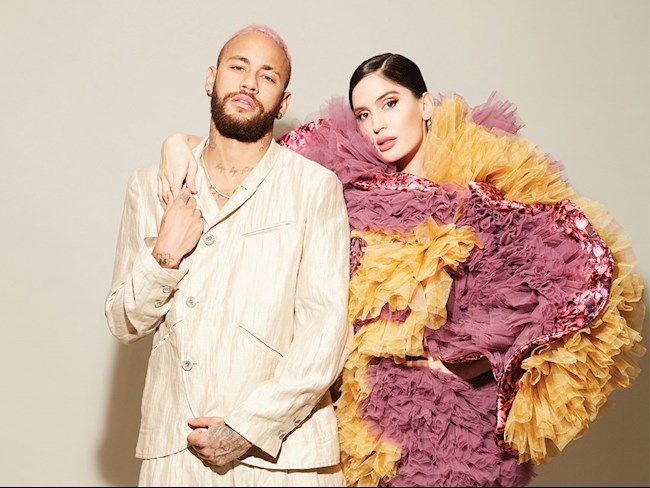 Neymar và bạn gái xuất hiện đẳng cấp trên bìa tạp trí Bazaar