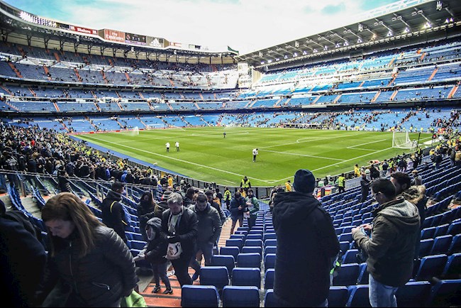Mô hình sân vận động bóng đá Bernabeu  Real Madrid 2023  Tượng cầu thủ