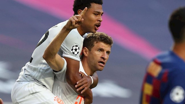 Muller: Nhân chứng sống trong 2 cuộc tàn sát gây sốc lịch sử bóng đá