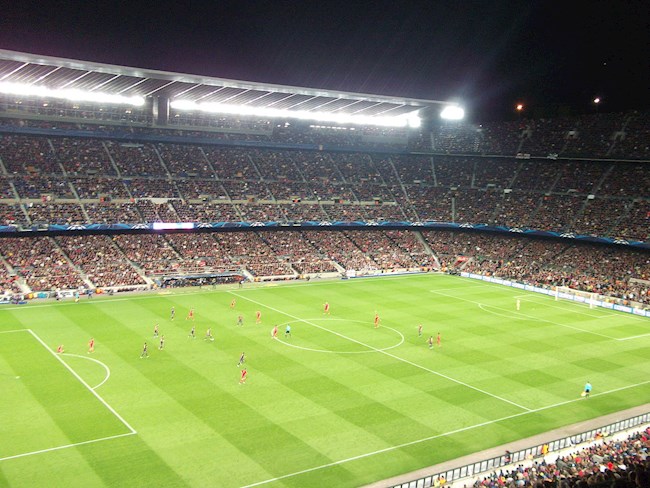 Barcelona thi dau voi Bayern Munich tai san van dong trong khuon kho UEFA Champions League 2013