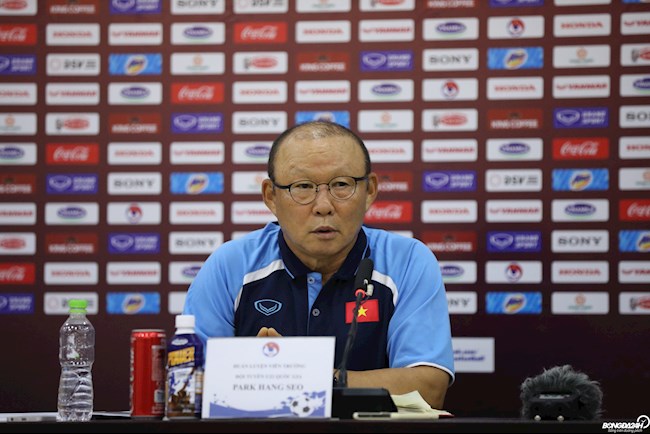 Ngày này năm xưa: Bóng đá Việt Nam bước sang trang mới cùng HLV Park Hang Seo