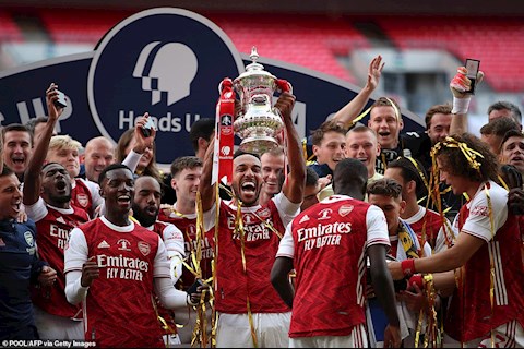 Arsenal vo dich FA Cup