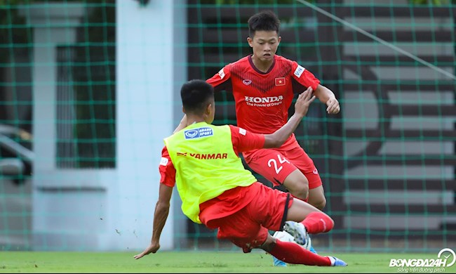 Sao trẻ U22 Việt Nam phải ra tập riêng sau màn đá đối kháng