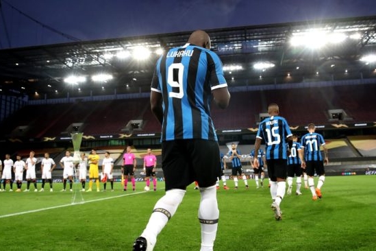 Romelu Lukaku và sự trớ trêu trong bóng đá