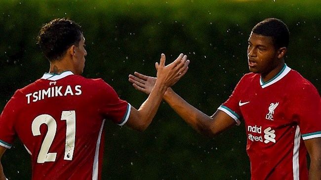 HLV Klopp nói gì về màn ra mắt của tân binh Kostas Tsimikas?