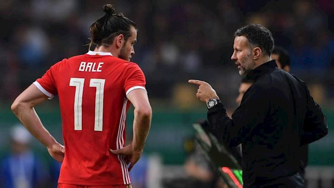 HLV Ryan Giggs cảnh báo tiền đạo Gareth Bale hình ảnh