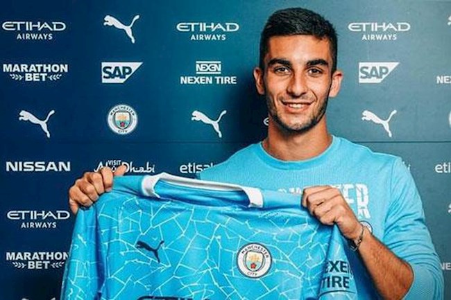 Tân binh Ferran Torres được thừa kế di sản đặc biệt ở Man City