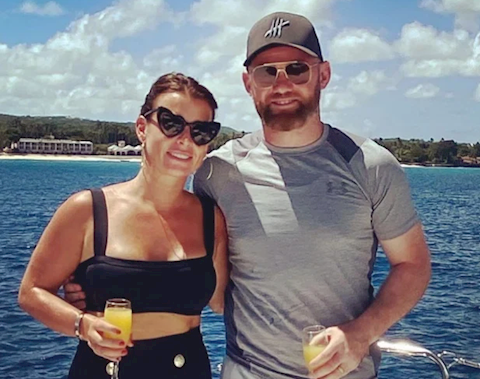 Vợ chồng tiền đạo Wayne Rooney tình cảm trên du thuyền hình ảnh