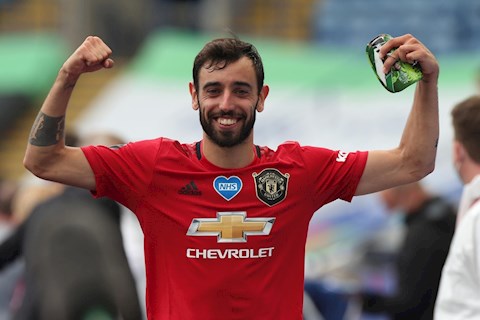 Lại nữa? Bruno Fernandes xuất sắc nhất tháng tại Premier League