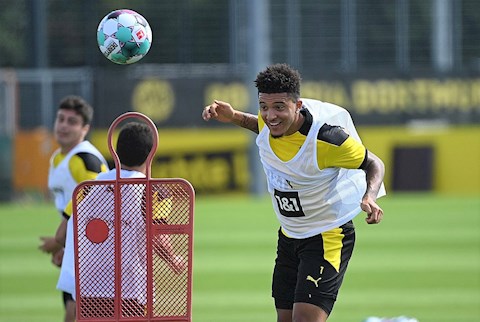 100 triệu bảng và Jadon Sancho có đủ để đưa MU trở lại?