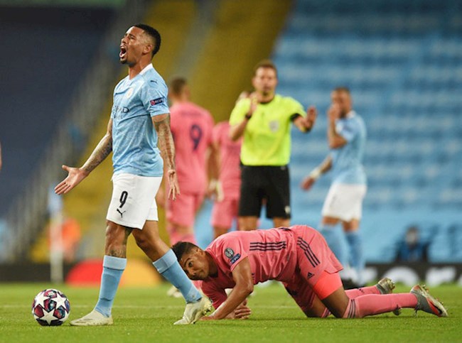 Người nhấn chìm Real Madrid muốn được như Ronaldo