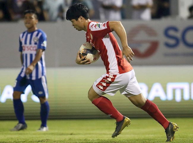 Rời HAGL chưa đầy 1 năm, Công Phượng lập tức có huy chương đầu tiên cấp CLB